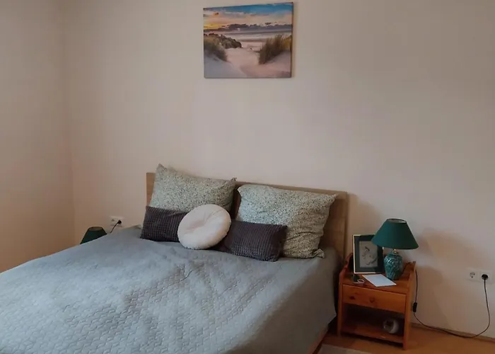 House W Little Tropical Garden 布达佩斯